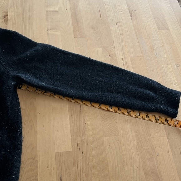 Untilckit Men’s Lambswool Sweater - Picture 7 of 8